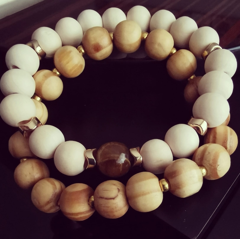 Set of two wooden beads bracelets